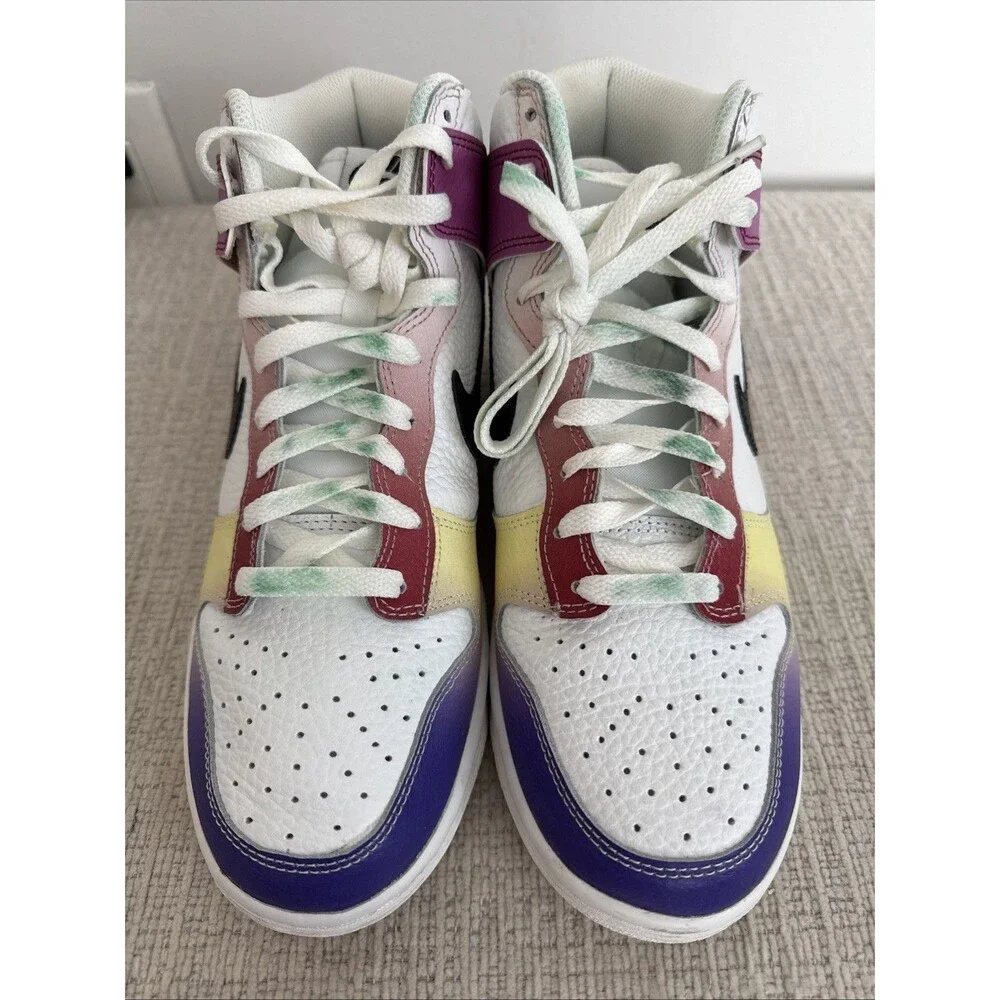 Nike Dunk High SE Women's Athletic Sneaker Multicolor, Size 8 - Picture 2 of 9